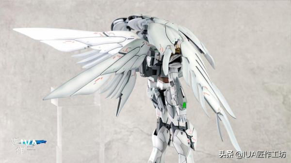 高達模型範例：飛翼