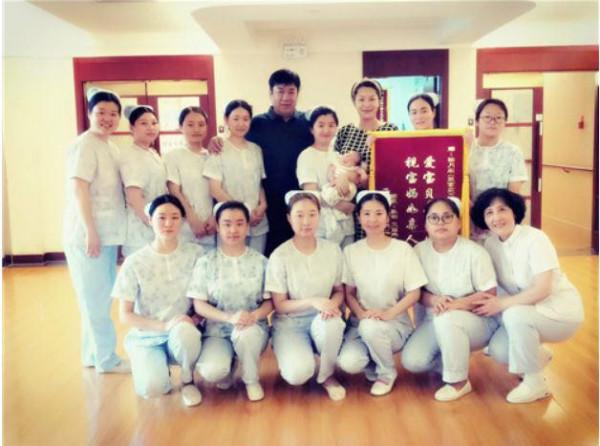 2段婚姻2個孩子,2婚娶小20歲嬌妻,“鄭一民”張潮的豔福不淺 2段婚姻2個孩子,2婚娶小20歲嬌妻,“鄭一民”張潮的豔福不淺