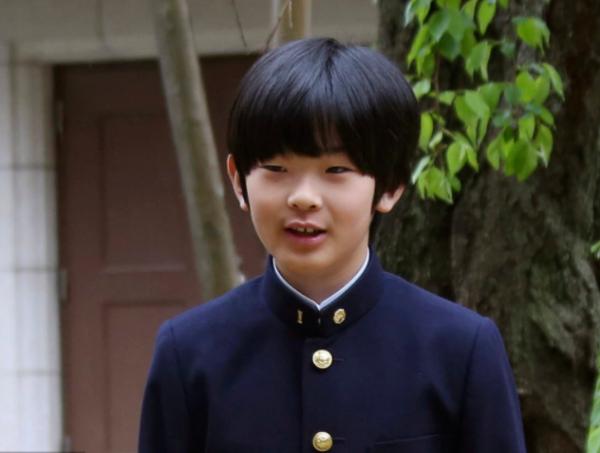 15歲日本皇室獨苗：出生改變父母命運，脾氣大被寵壞，遠不如愛子