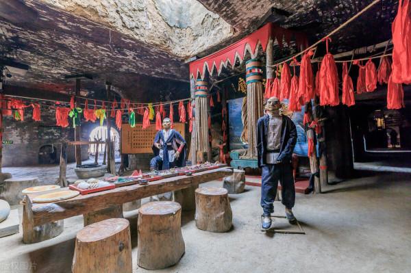 民間故事:土匪猖狂至極,一年後被團滅,至死都不知道原因 民間故事:土匪猖狂至極,一年後被團滅,至死都不知道原因