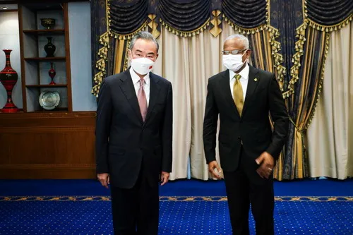 非常罕見！他們“集約式”訪華