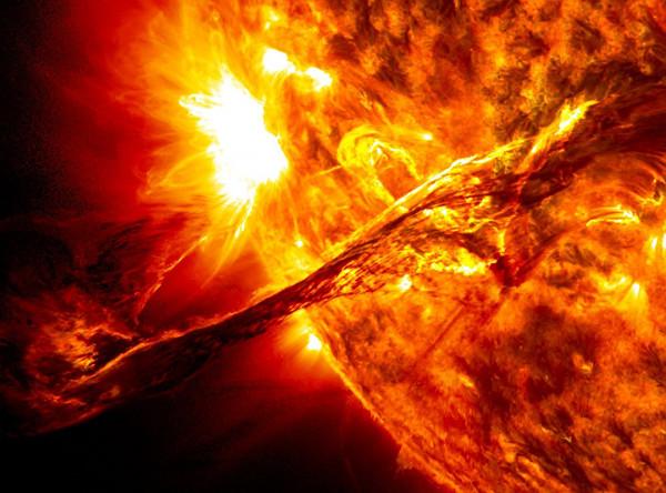 太陽系裡有四道“牆”，我們或許永遠無法逃出去，人類被圈養了？