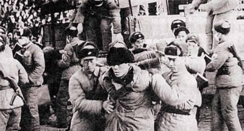 1950年,毛主席收到鄧小平的一封電報,後勃然大怒,調動百萬大軍 1950年,毛主席收到鄧小平的一封電報,後勃然大怒,調動百萬大軍