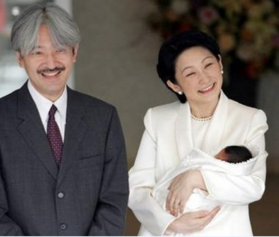 文仁親王41歲得皇室獨苗，55歲成皇嗣，如今為子女操碎了心