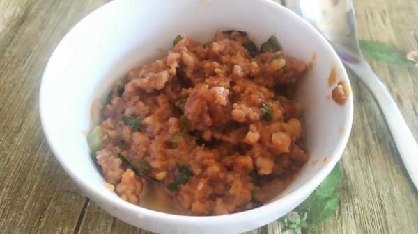 「肉末蒸蛋」雞蛋羹的口感很嫩還有彈性，搭配上肉末非常香