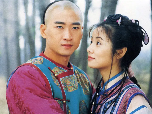 好傢伙,《還珠格格》又要翻拍3.0版本,這燙手山芋誰接都不討好 好傢伙,《還珠格格》又要翻拍3.0版本,這燙手山芋誰接都不討好