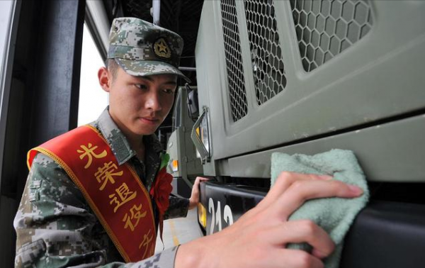 現在當2年義務兵到底“值不值”？可以從這3大角度考慮，望周知