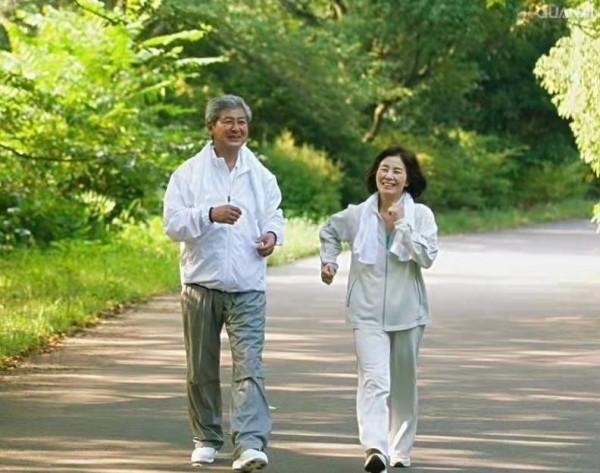 秋若會養肺，冬必少生病