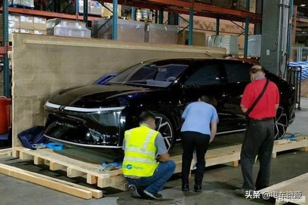 將於10月18日亮相 曝富士康旗下首款車型