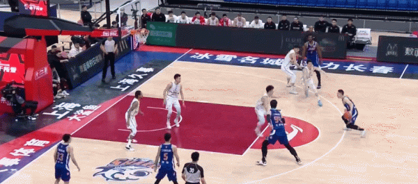 李春江馬布裡對噴各吃技犯 上海6人上雙力克北控斬獲4連勝