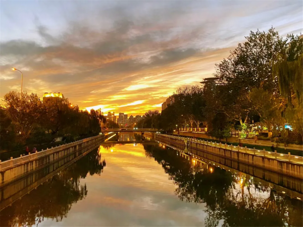 看,天空!刷屏了~ 看,天空!刷屏了~