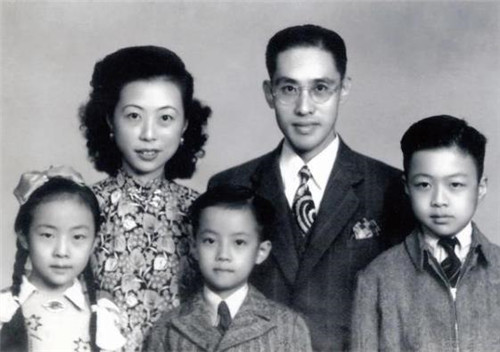 2010年一老人臨終前:我暴露了?護士不解,4天后她被葬於八寶山 2010年一老人臨終前:我暴露了?護士不解,4天后她被葬於八寶山