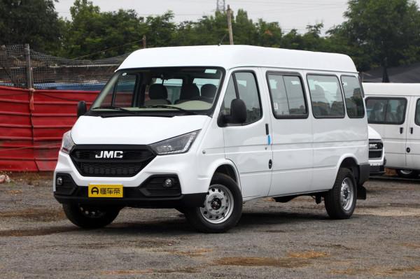 新車 | 售10.79萬起，依維柯新得意上市，配2.5T、2.8T柴油國六動力