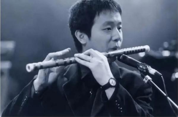 悲傷的臧天朔，自己選擇的路，跪著也要走完