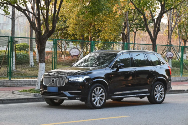 寶華韋健、空氣懸架，頂配二手XC90出類拔萃
