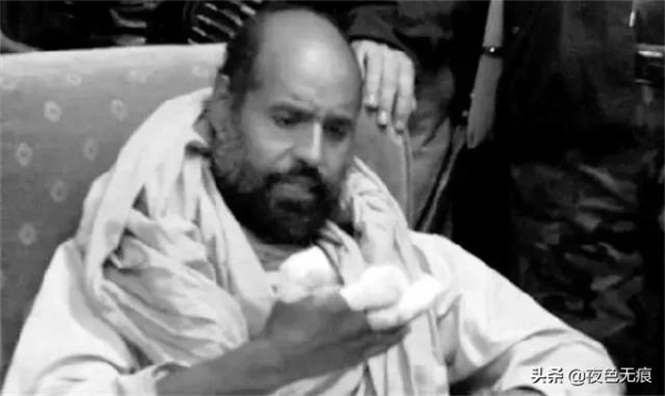 卡扎菲五子生前最後時刻：邊喝水邊抽菸，神情淡定地與叛軍對話