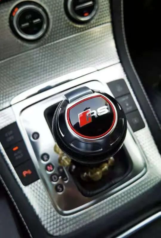 差點以為它就是R36