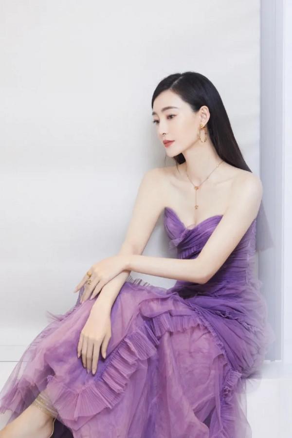 2021鳳凰時尚之選 王麗坤紫色抹胸長裙閃亮全場