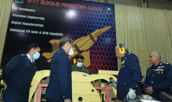 巴西“鷹獅”：委內瑞拉的重負與對策