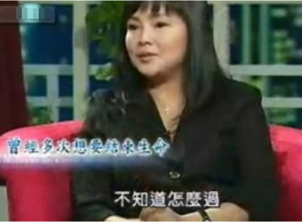 被當成搖錢樹的童星,鄧鳴賀去世時僅9歲,紀寶如被家人囚禁 被當成搖錢樹的童星,鄧鳴賀去世時僅9歲,紀寶如被家人囚禁