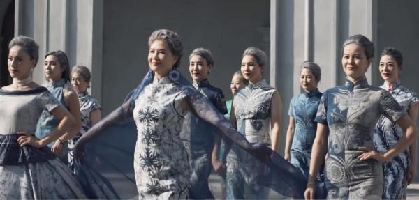 美麗與年齡無關！這群年近70的奶奶，重新定義了老年穿搭