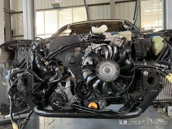 「至臻情懷」一臺老傢伙的重生路,修復煥新一臺戰損級帕薩特B5 「至臻情懷」一臺老傢伙的重生路,修復煥新一臺戰損級帕薩特B5