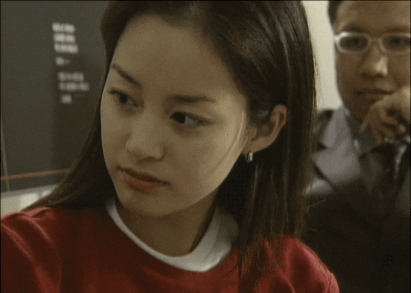 8位初代韓流女星今昔對比,有人美貌依舊,有人中年顏垮,差距大 8位初代韓流女星今昔對比,有人美貌依舊,有人中年顏垮,差距大