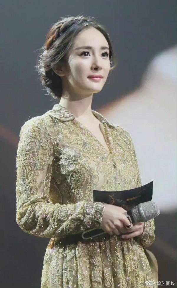 12.7圖:劉亦菲、楊冪、張嘉倪、周筆暢、李棟旭、檀健次、張慧雯 12.7圖:劉亦菲、楊冪、張嘉倪、周筆暢、李棟旭、檀健次、張慧雯