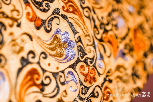 時尚+生活 | 楚漢觀照——中國傳統服飾文化研究與藝術創作展在北京服裝學院開幕