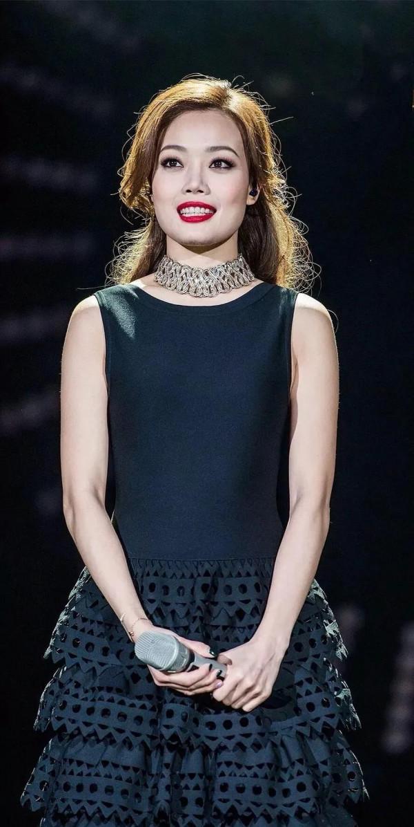 容祖兒 美麗漂亮實力唱將高畫質桌布