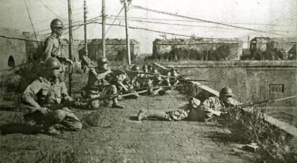 郭汝瑰起義後，他手下的3位師長都如何選擇？最終結局如何？