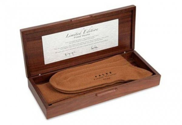 你知道世界上最貴的襪子是什麼做的嗎? 你知道世界上最貴的襪子是什麼做的嗎?