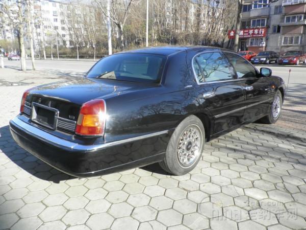 情懷老車之林肯Town Car(城市) 情懷老車之林肯Town Car(城市)