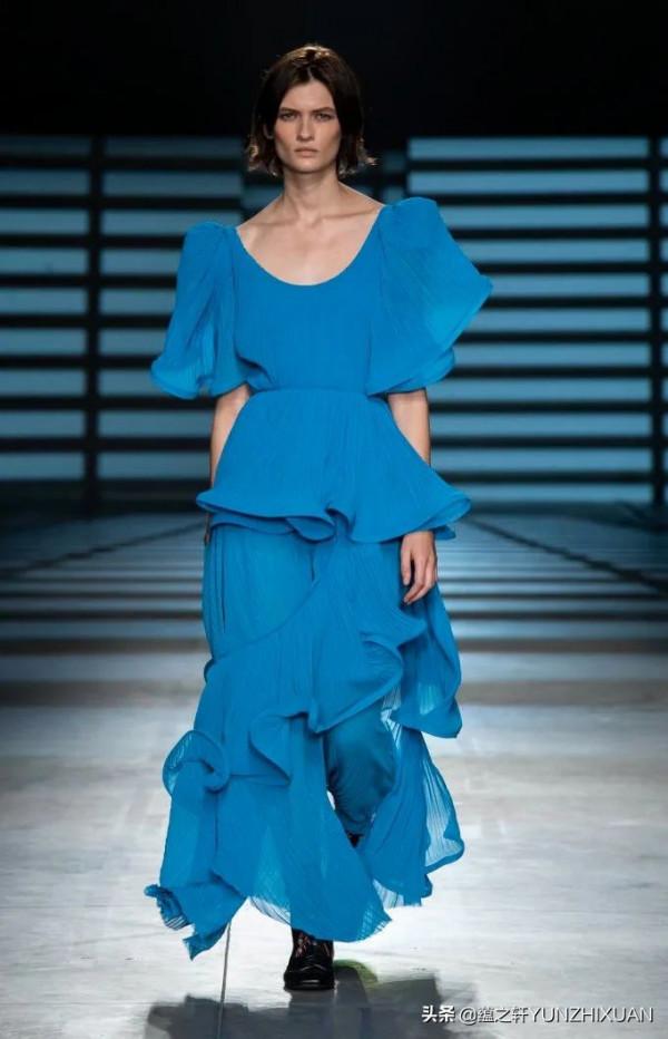 秋冬穿藍色也太好看了吧