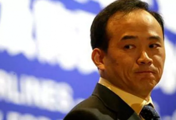 輸光20億,被跨國通緝!湖北首富,竟倒在了“賭”上? 輸光20億,被跨國通緝!湖北首富,竟倒在了“賭”上?