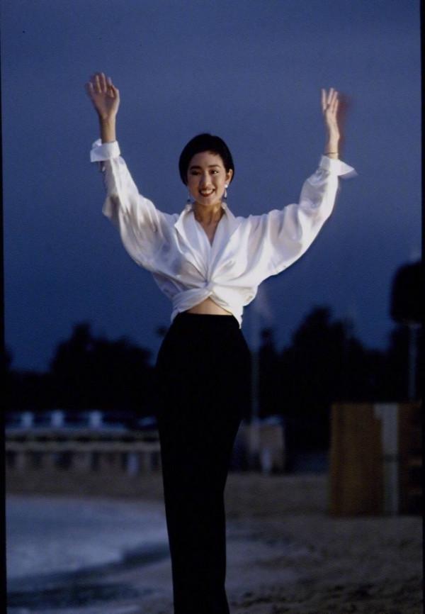 實至名歸!鞏俐拿下卡地亞全球代言,保密工作做得太好一點不高調 實至名歸!鞏俐拿下卡地亞全球代言,保密工作做得太好一點不高調