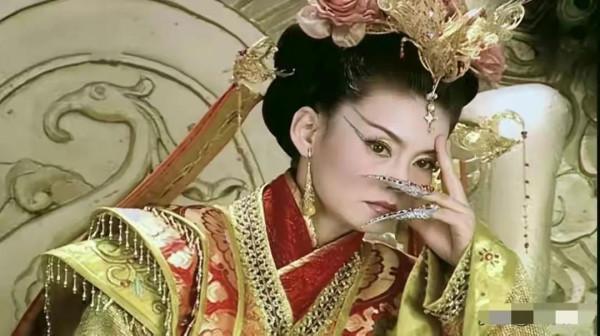 再看《歡天喜地七仙女》才明白董永和魚日的“惡”!難怪王母討厭 再看《歡天喜地七仙女》才明白董永和魚日的“惡”!難怪王母討厭