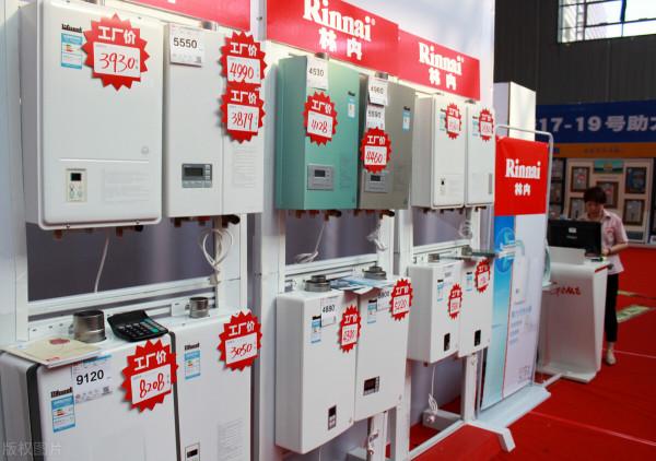 預算2000~3000元，怎麼買燃氣熱水器才好用？聽聽售貨員說的實話