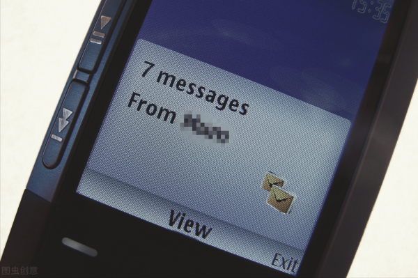 逆天奇案故事：井下藏屍10年，證據全毀，最後憑一條簡訊破案