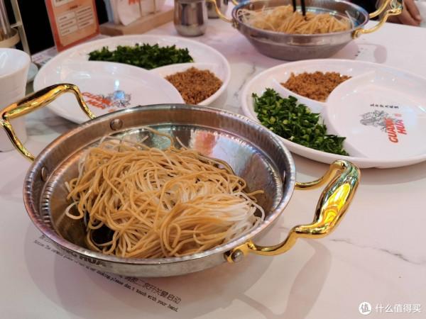 旅行就要邊走邊吃：舌尖上的昆明，盤點我在昆明吃到的各種美食