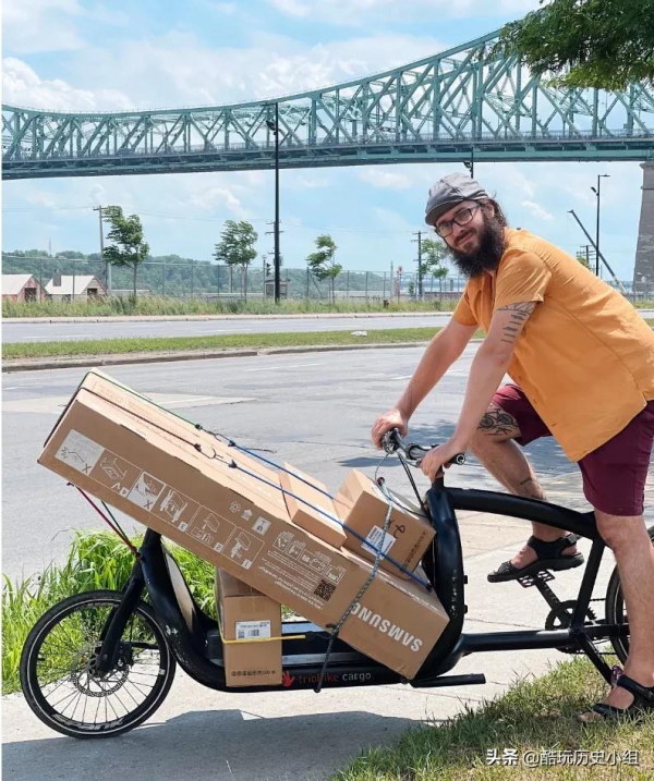 牛!加拿大男子用腳踏車搬家!歷時一個月來回86趟,跑了382公里 牛!加拿大男子用腳踏車搬家!歷時一個月來回86趟,跑了382公里