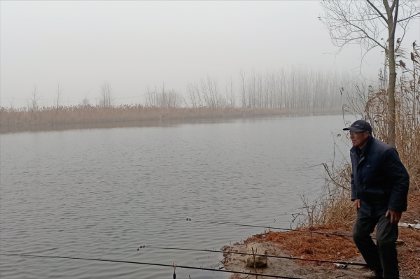 冬季岸筏，串鉤與子線雙鉤哪個更好用？淺談底釣與水層的不同運用