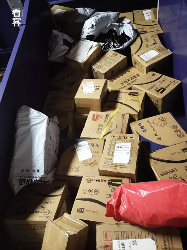 我在全國最大的物流分揀場，上了300個夜班
