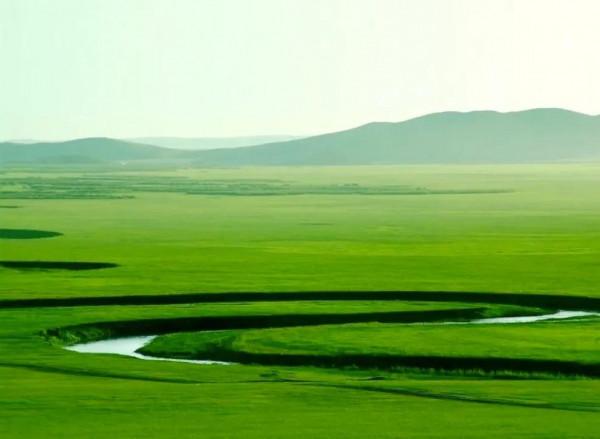分享：內蒙大草原，一望無垠，沃野千里，萬馬奔騰，壯觀