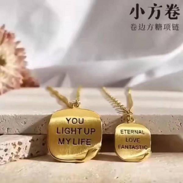 當年笑話大金鍊子的年輕人，開始瘋狂囤金