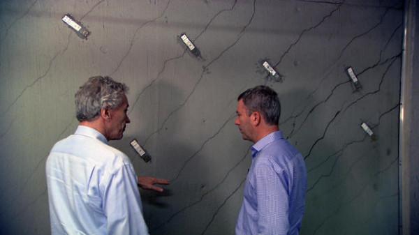 越扶越歪，偏離66釐米！這棟舊金山豪宅高樓，歪的有點控不住了