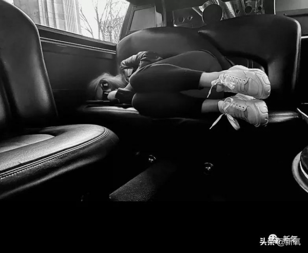 現實中，“皇帝新裝”的故事怎麼越來越多？