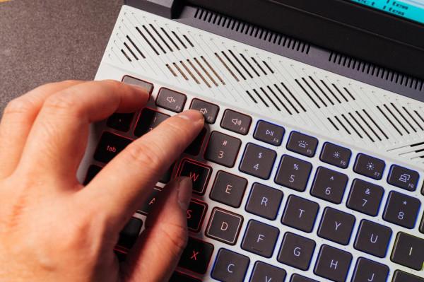 手把手教你，如何解鎖 戴爾G15 RTX 3060 130W功率+獨顯直連