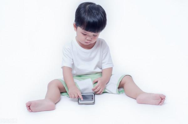 想設定iPhone、iPad以限制孩子玩特定APP並限制時間？保姆級教程