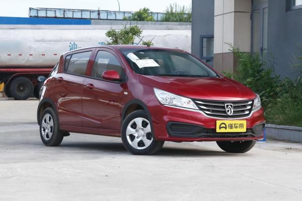 寶駿310 手動舒適型，售4.29萬元，造型年輕，駕乘感受輕快